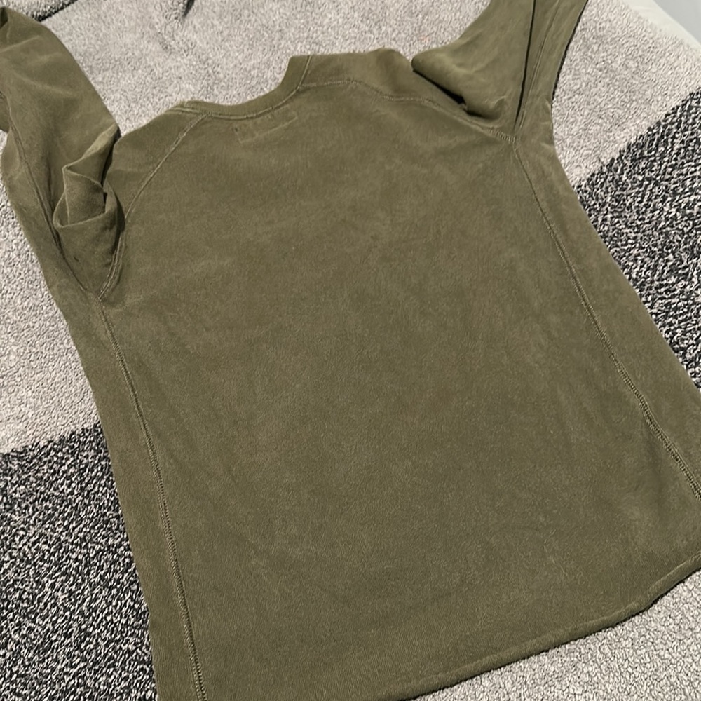 A&F- long sleeve jersey tee - Picture 5 of 5